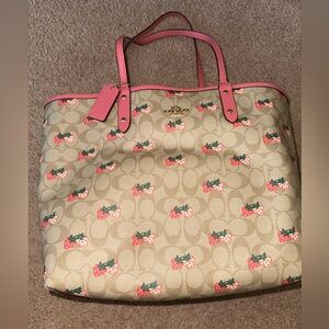 Coach tote